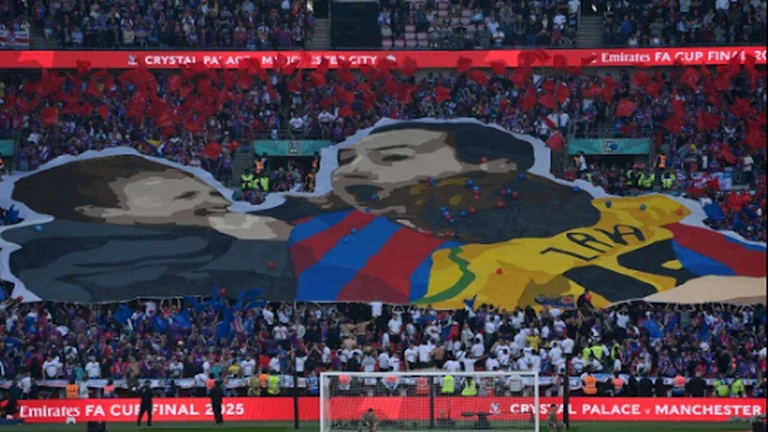 تيفو جماهير كريستال بالاس