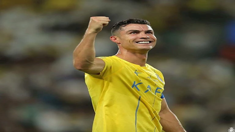 كم هدف يفصل رونالدو